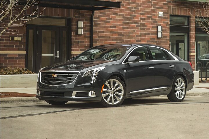 Sedan Cadillac XTS